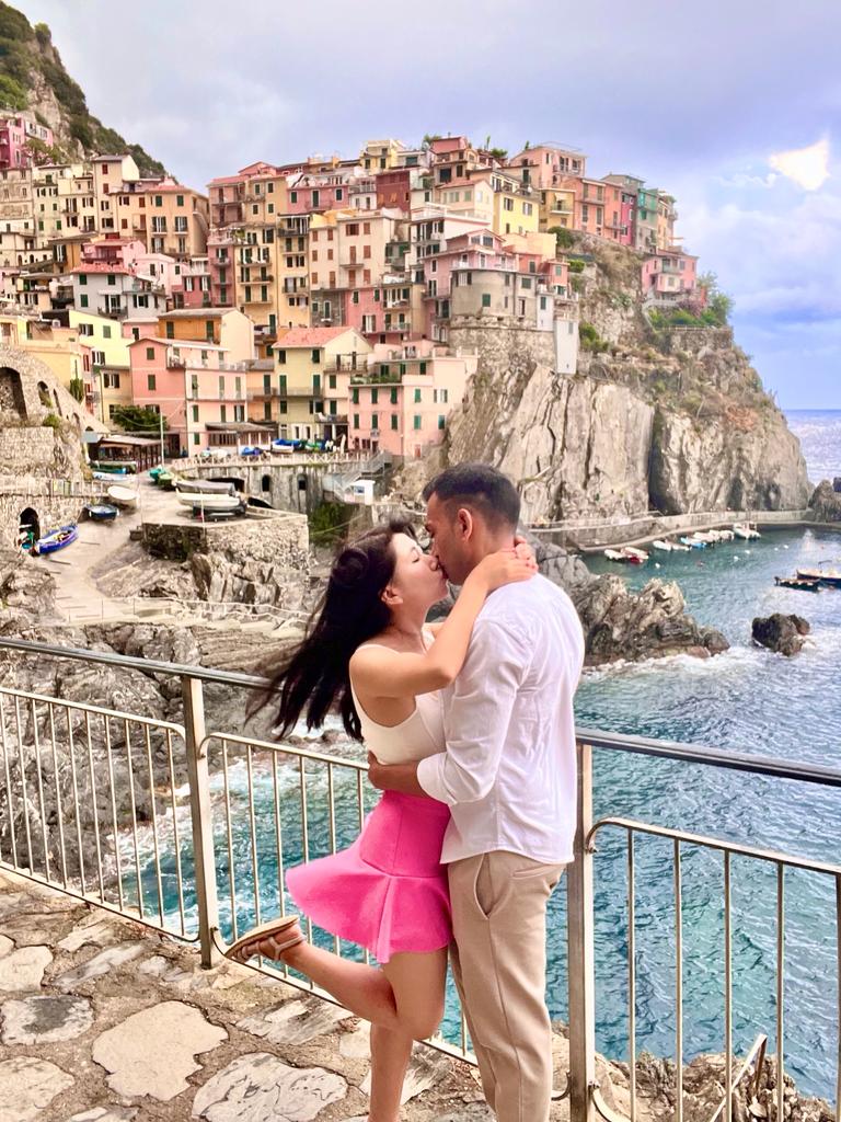 Our favorite romantic pose in Cinque Terre