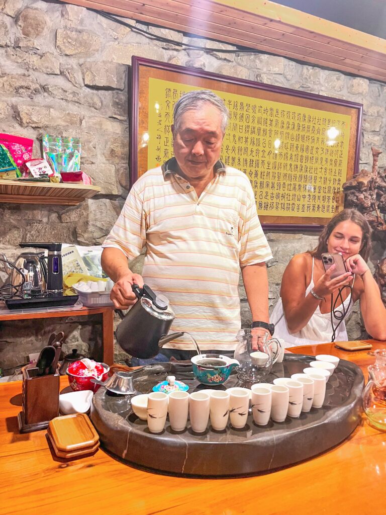 The Best Traditional Tea Ceremony in Pinglin, Taiwan